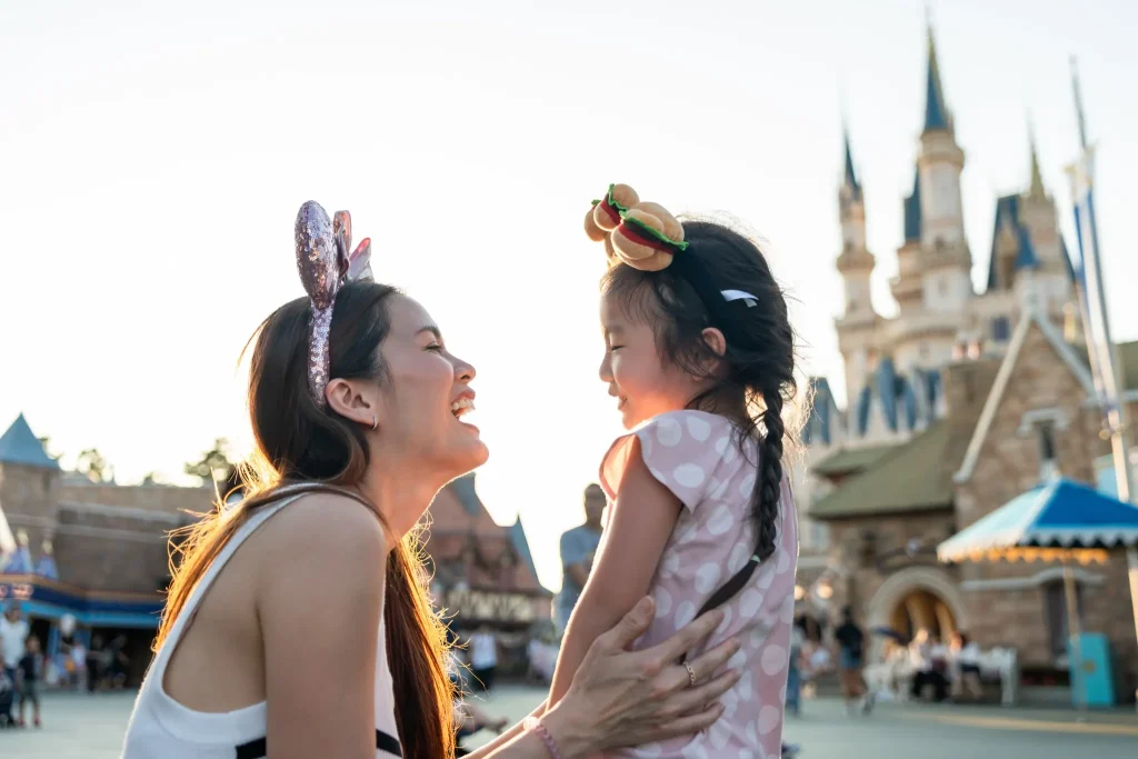 happy family at orlando theme park